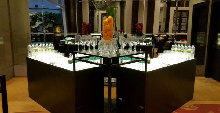 فندق حياة ريجنسي مومباي المظهر الخارجي الصورة The bar at the lobby